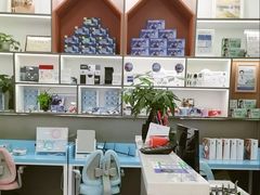 -镜客眼镜(浦江欢乐颂店)