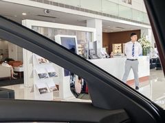-凯迪拉克·上海百联沪通(汶水路店)
