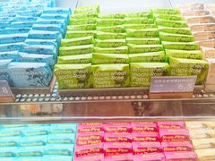 -HappyMiss花满楼·鲜花饼·鲜花茶·伴手礼(上海环球港店)