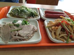 -亮亮面馆(经六路店)