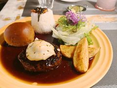 汉堡牛排-Cafe Alice咖啡爱丽丝(奥城店)