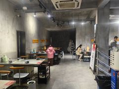 -淮城老友海鲜大咖龙虾烤吧(淮安店)