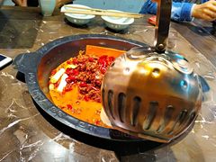 -红九格老火锅(三峡广场店)