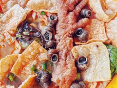 柳州特色鸡脚-龍城柳州螺蛳粉(群星路店)