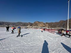 -荣盛康旅野三坡滑雪场