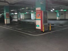 -欢乐海岸-地下停车场