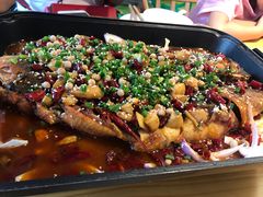 -小小河边鱼(天润城店)