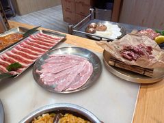 -韩宫宴和牛烤肉(武汉光谷现代风情街店)