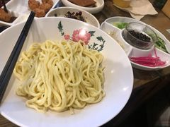 北京炸酱面-锅儿挑面馆