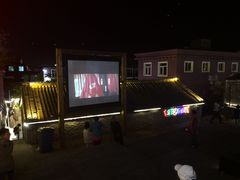 -百里峡七彩艺术小镇