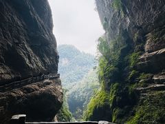-龙水峡地缝景区