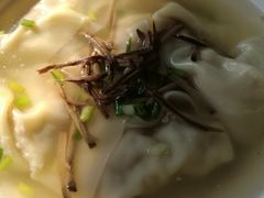-忆秦园小笼包(惠山古镇总店)