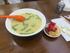 -三百碗宝应长鱼面(板仓街店)