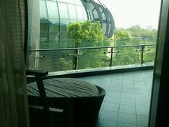 android_upload_pic-上海滴水湖皇冠假日酒店