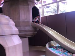 -水桶王国主题餐厅·聚会·生日派对·亲子活动·家庭套餐(亚龙湾希尔顿店)