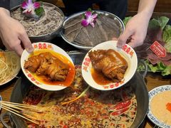 -萍姐火锅·公路夜市(武汉首店)