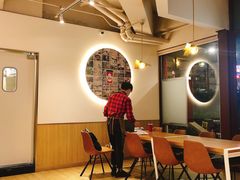 大堂-Tims天好咖啡(华侨城步行街店)