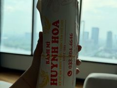 -Bánh Mì Huynh Hoa