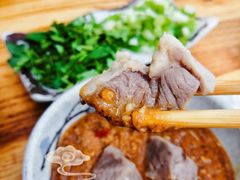 -毛辣果·贵州红酸汤牛肉火锅(西单店)