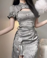 -租旗袍租礼服馆