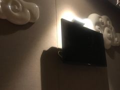 -新盈光·云会所(百丈东路店)