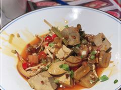 -野山舂·贵州现舂酸汤牛肉(民生路店)