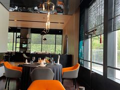 靠窗位-鲁采LU STYLE(新天地店)