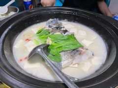 农夫山泉炖的鱼头（红烧）-7017味道工厂(三墩店)