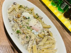 -玛格萝妮比萨屋(四平店)
