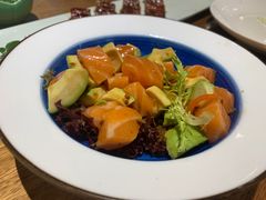 三文鱼牛油果沙拉-鹤菊怀石料理(江北店)