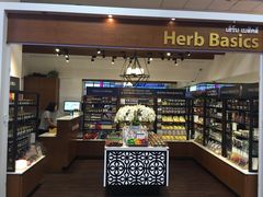 -王权免税店(清迈机场店)