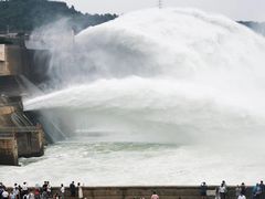 -黄河小浪底水利枢纽风景区