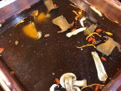 -吴氏老牌坊云南鱼豆花火锅店(通江街店)