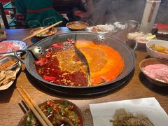 -萍姐火锅·公路夜市(武汉首店)