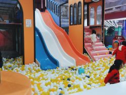 -嘟嘟乐儿童乐园(卜蜂莲花店)