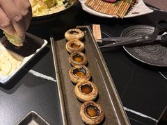 -山川小町·极番烧肉(新地假日广场店)