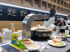-山焱·炭火自助烤肉(周浦万达店)
