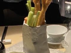 -穹六人间 people 6(岳阳路店)