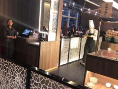 -捞王锅物料理(上海世茂广场店)