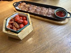 -蜜桃餐厅·伴山(湖滨商业街店)