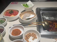 -海底捞火锅鲜切牛肉主题店(长寿路店)