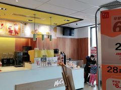 -麦当劳(玉桥中路店)