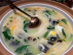 -云海肴汽锅鸡·云南小炒(曲江大悦城店)