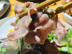 -大众跷脚牛肉馆·非遗传承单位(峨眉山店)