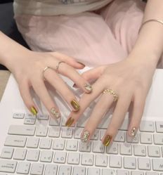 -桃色美甲沙龙