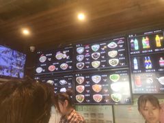-亮亮面馆(经六路店)
