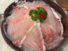 -尚尚仙·酸汤猪手·猪肚鸡火锅(华联万柳购物中心店)