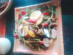 椿芽-融泽漁悦三只耳鱼火锅(南郑大道店)