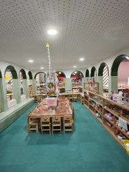 -宝燕乐园(春申店)