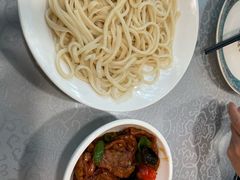 -汗腾格里·风味餐厅(新疆驻京办店)